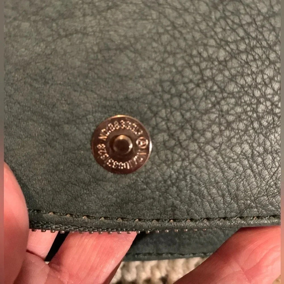 Urban Expressions crossbody Leather adjustable strap purse/handbag - Picture 2 of 9